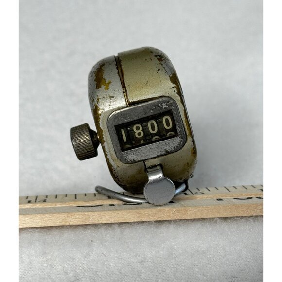 Vintage Veeder Root 4 Digit Mechanical Counter Patented 1915 Hartford Conn - Picture 1 of 5